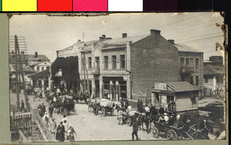 Jewish refugees passing through Rowne Poland